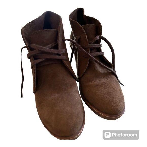 J. Crew MacAlister Wedge Boots, Size 5 – Italian Suede. Inspired by history! - Picture 2 of 10